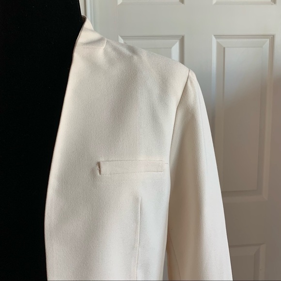Forever 21 Cream Ivory Structured Blazer - Picture 2 of 6